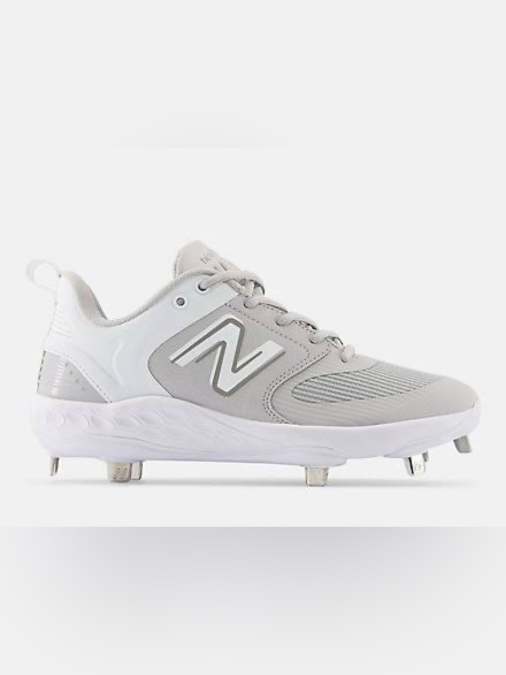 Softball or baseball cleats W6 or M 4.5